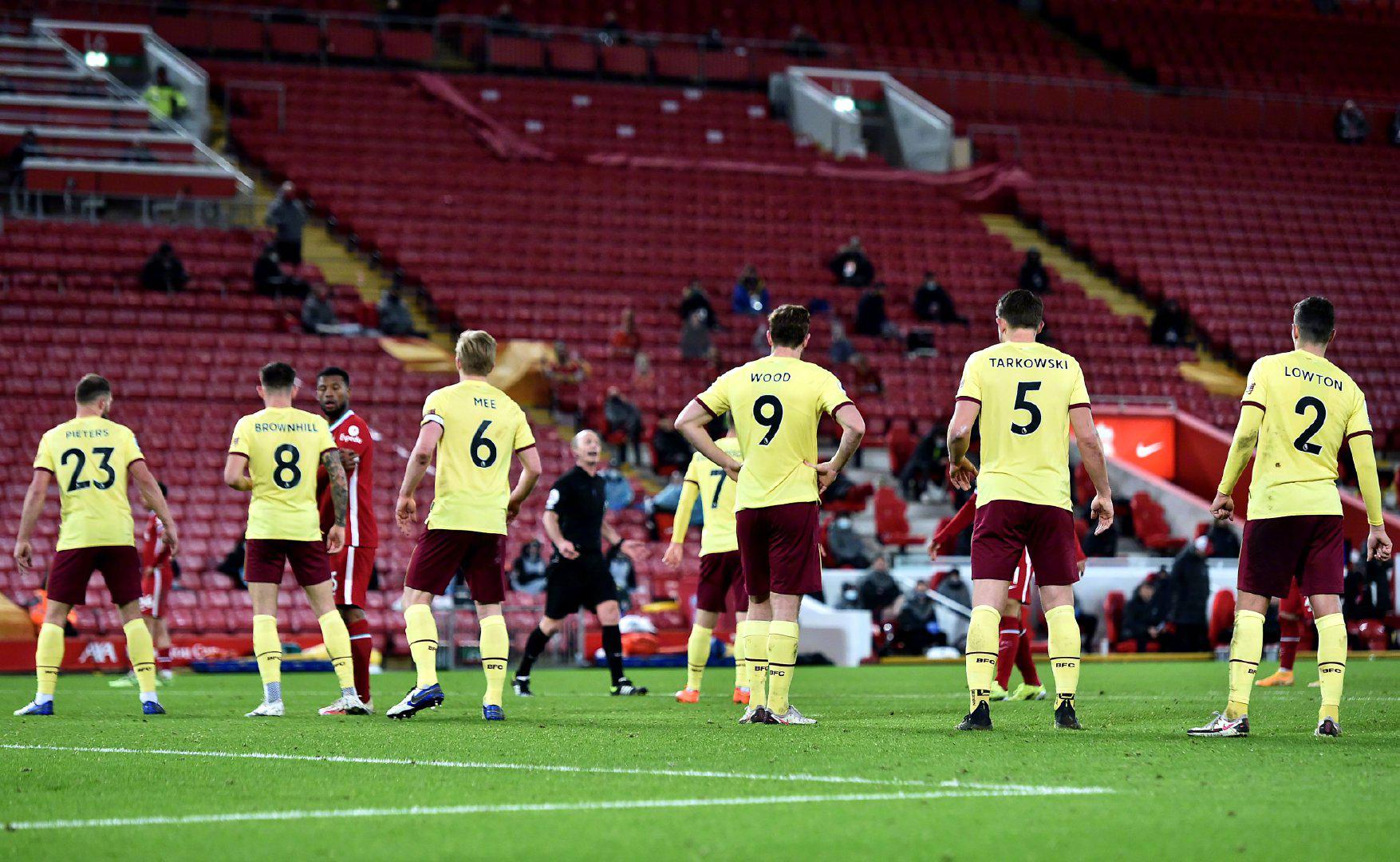 锋线位置上 锋线位置上